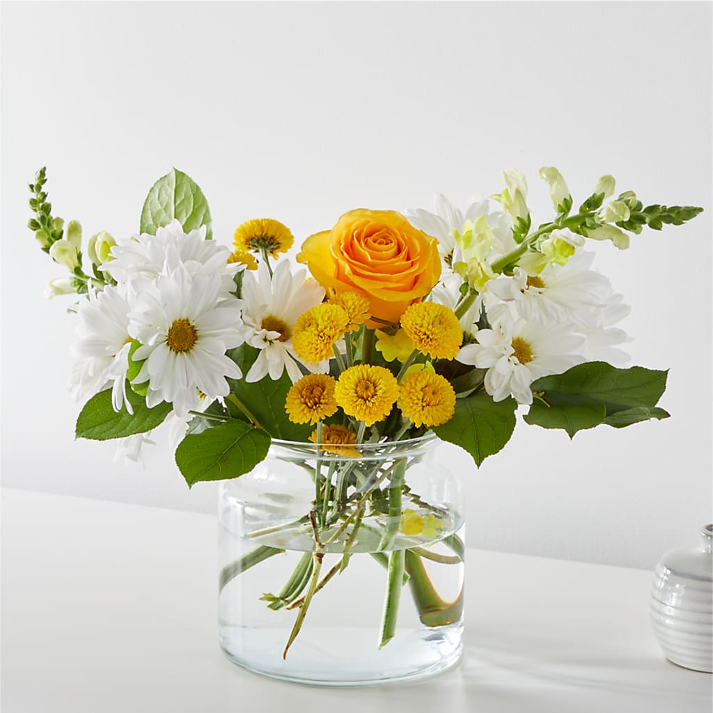 Sun Salutation Bouquet – Buds N Bows, North Little Rock AR