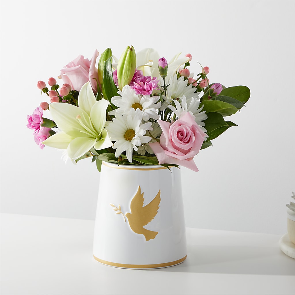 Meaningful Memories Bouquet – Buds N Bows, North Little Rock AR