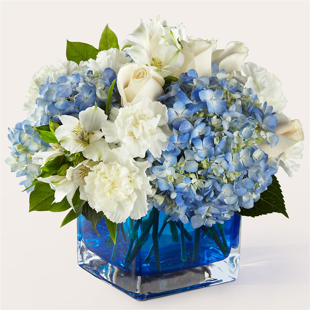 Soothing Waters Bouquet – Buds N Bows, North Little Rock AR