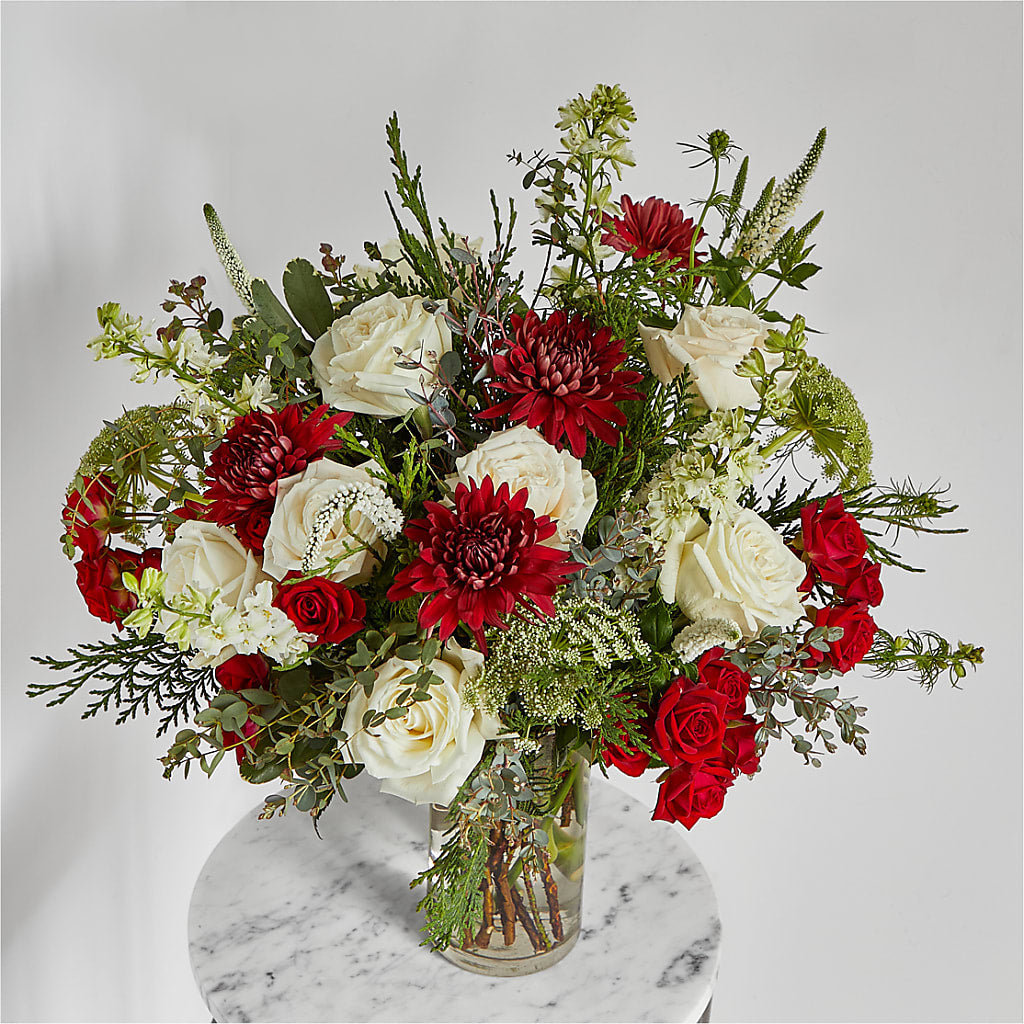 Favorite Traditions Bouquet – Buds N Bows, North Little Rock AR