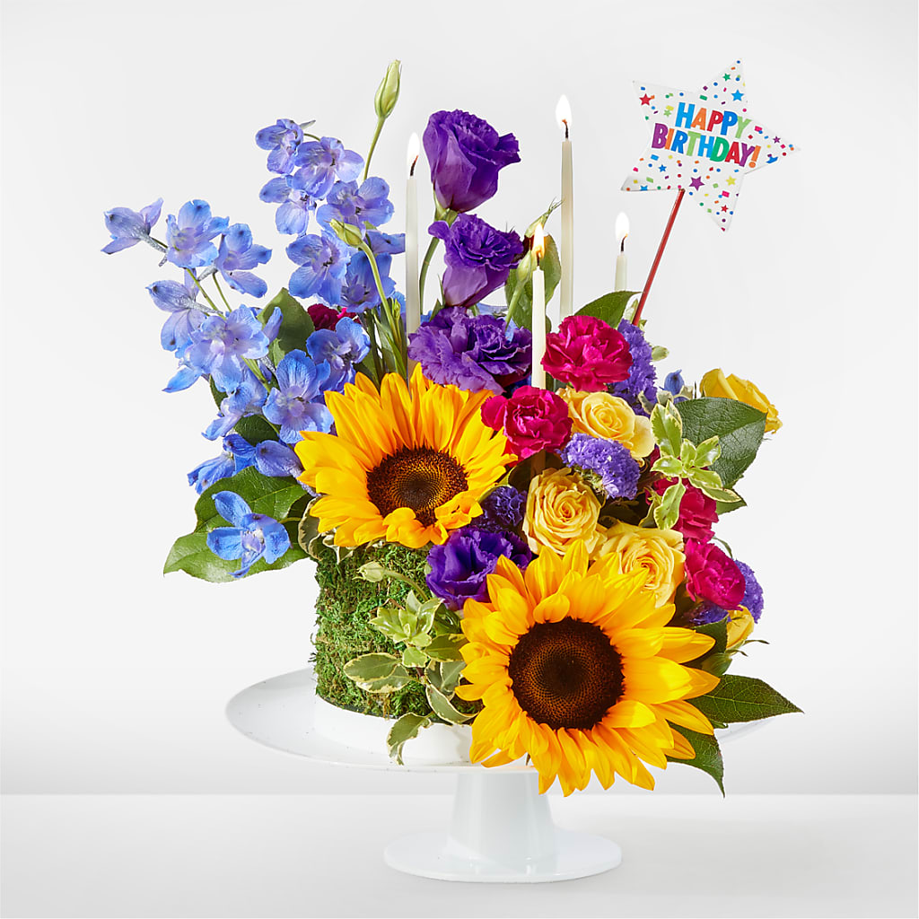 Star of the Day Floral Cake – Buds N Bows, North Little Rock AR