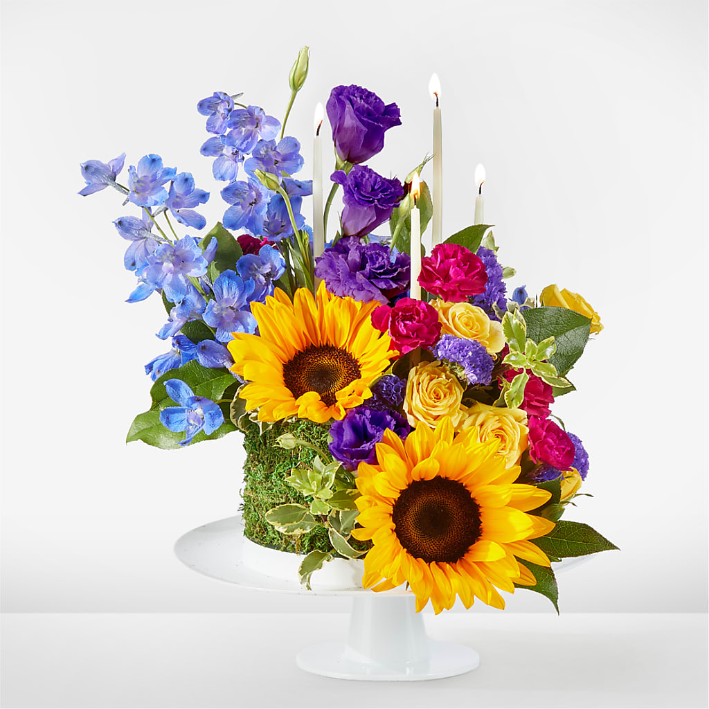 Star of the Day Floral Cake – Buds N Bows, North Little Rock AR