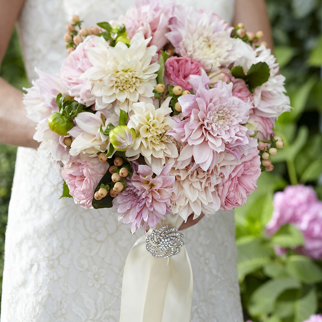 Heart's Promise Bouquet – Buds N Bows, North Little Rock AR