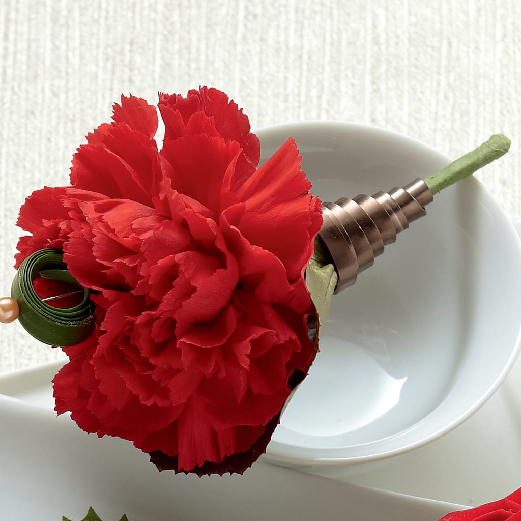 Red Carnation Boutonniere – Buds N Bows, North Little Rock AR