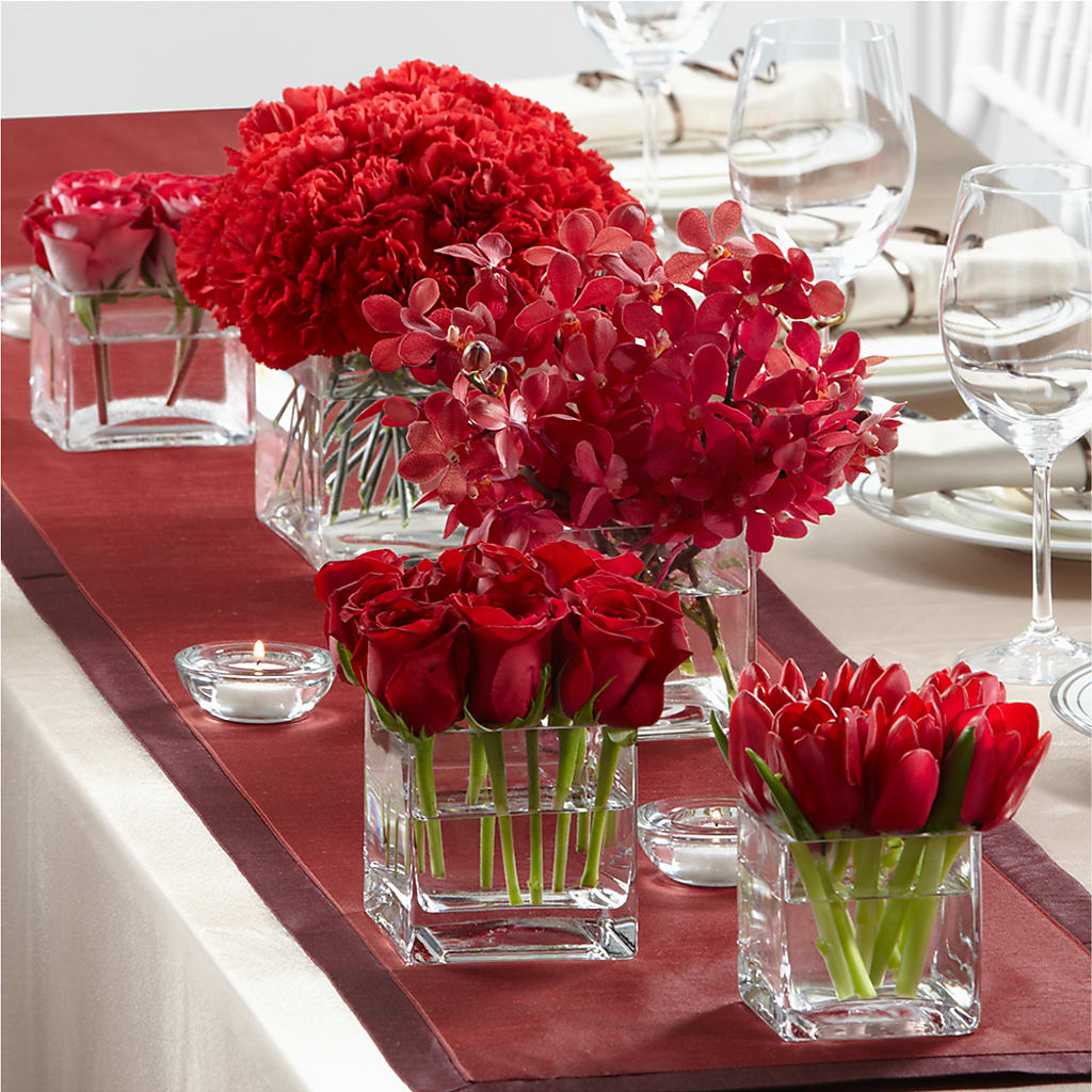 Modern Grace Centerpiece – Buds N Bows, North Little Rock AR