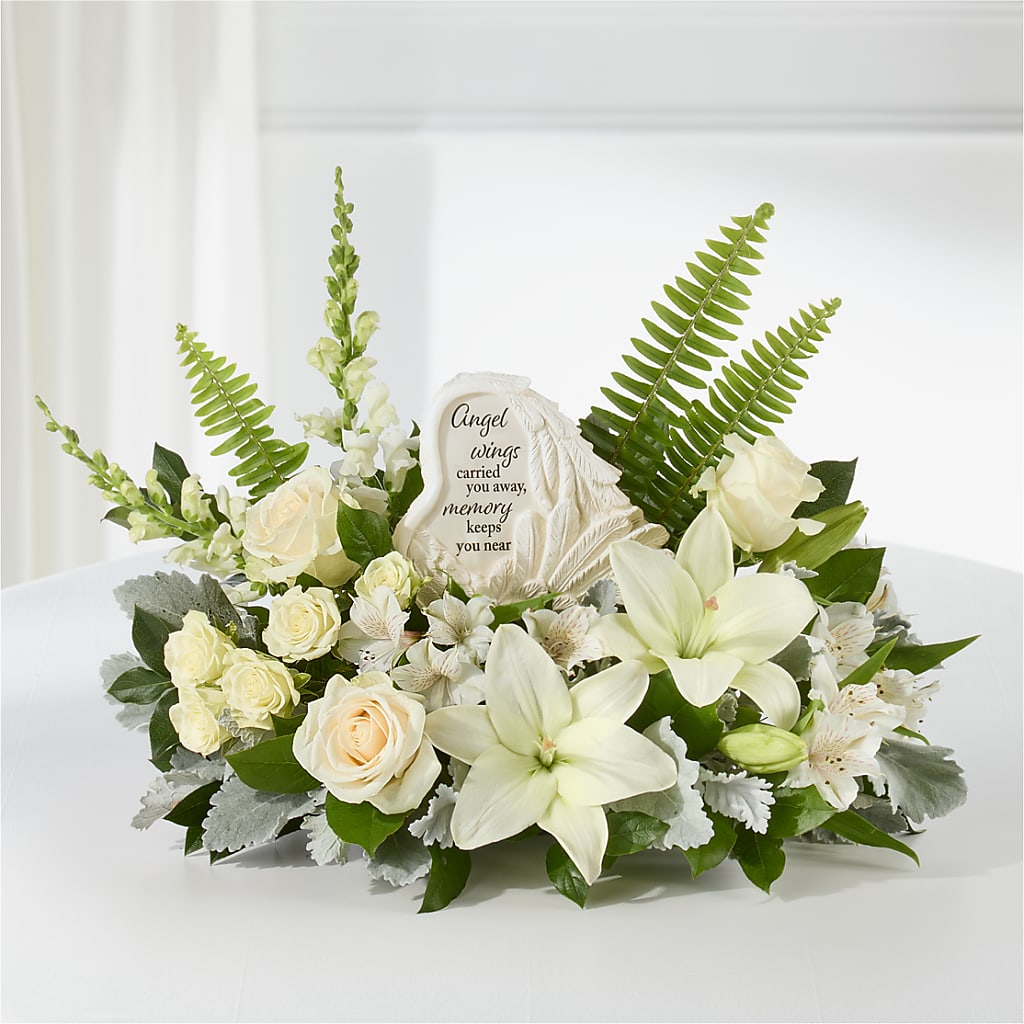 Holding You Close Arrangement –  Buds N Bows, North Little Rock AR