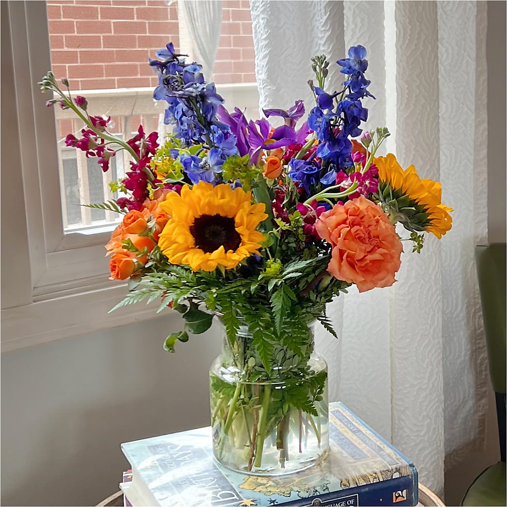 Rays of Life Bouquet –  Buds N Bows, North Little Rock AR