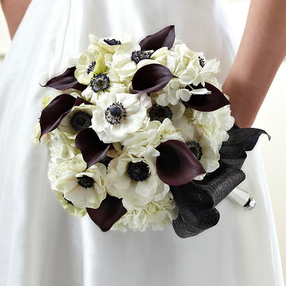To Have and To Hold Bouquet –  Buds N Bows, North Little Rock AR